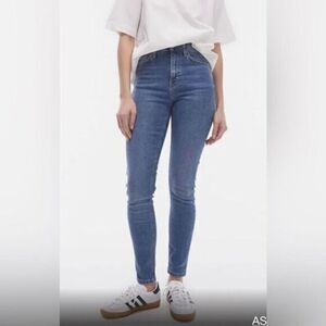 NWOT TopShop Women’s Teens “Jamie” Skinny Medium Wash Jeans - Size 25